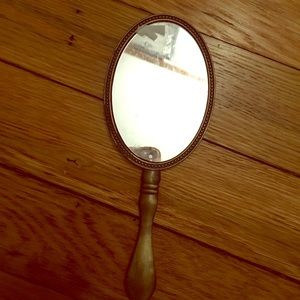 Handheld mirror